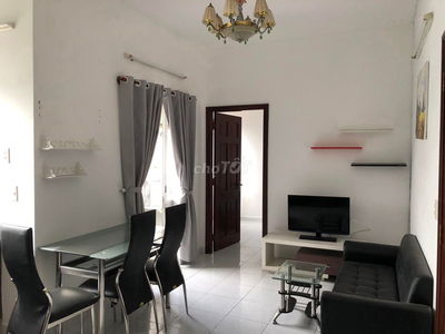 Cho thuê Căn hộ Ngọc Khánh Quận 5, Dt : 67 m2, 2PN, 10 tr/th,