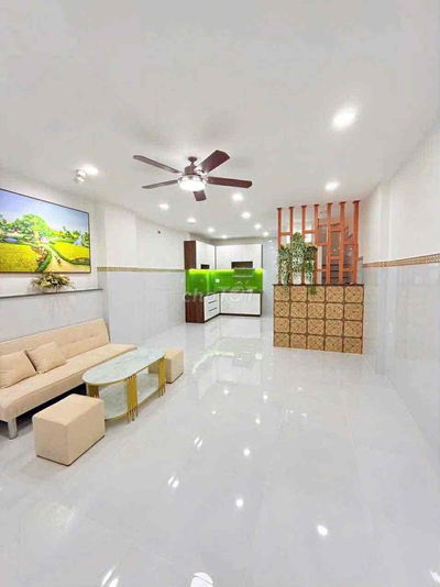 SIÊU PHẨM CẠNH NHÀ GA T3 SÂN BAY – NHẤT CHI MAI – NHÀ ĐẸP 2T – NỞ HẬU