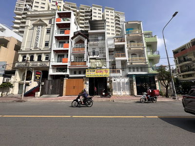 Bán nhà MT Chợ Lớn, 4 x 18m, 3.5 tấm, 15 tỷ.  (Tín Hưng)