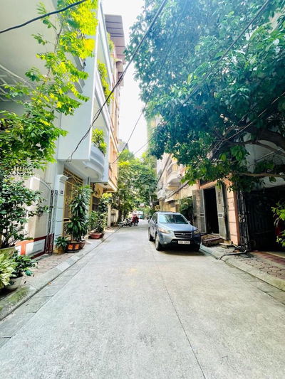 Bán nhà phố Lạc Trung, Hai Bà Trưng 73m, 4 tầng, mt 4.5m. Giá: 26 tỷ