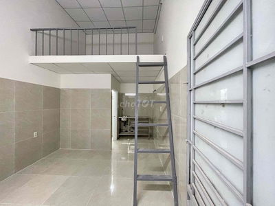 Dãy Trọ Gác Cao Mới Xây Ngay Đại Học Văn Lang 📌