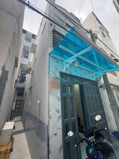 Tân phú, Nhà mới đẹp, 2 tầng, gần mặt tiền, hẻm thông