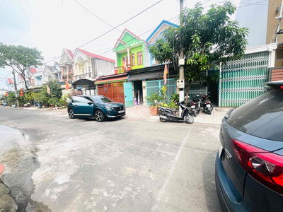 Nhà sổ hồng riêng 100m2 tc 💯 % khu tái định cư P Đông Hoà TPHCM