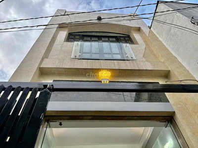 Nhà mới 3.6x11m 1 trệt 2 lầu st 4PN 4WC Hẻm Âu Cơ - Tân Bình