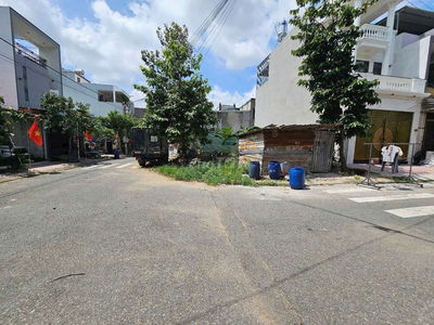 Đất đẹp 2 mặt tiền kdc Đất Mới gần ngã tư Chiêu Liêu Dĩ An