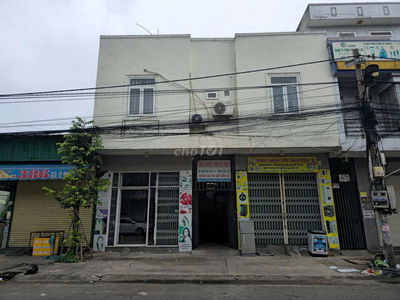 Khu nhà trọ 16 phòng, mặt tiền D17, 300m2, dòng tiền ổn định.