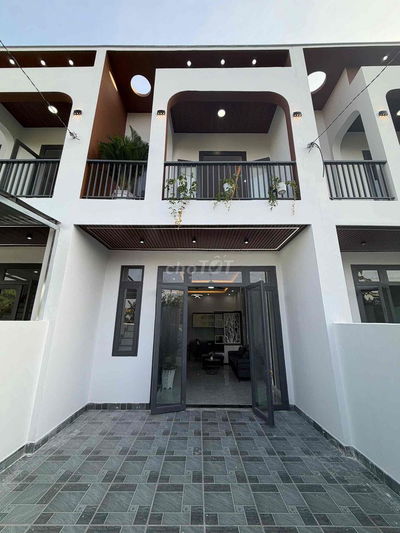 HOÀN THIỆN NHÀ 1 TRỆT 1 LẦU CỰC ĐẸP ĐỦ NỘI THẤT GẦN KHU DL BỬU LONG