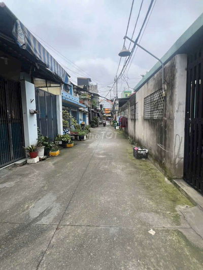 Cần bán gấp đất 1 xẹt P TTN Q12 DT 8 x11 tặng  6 phòng trọ có thu nhập