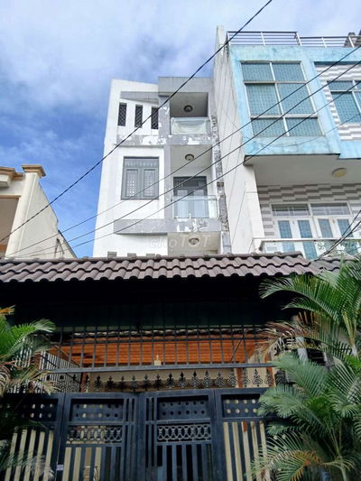 Nhà 4 Tầng HXH Quang Trung P8 Gv