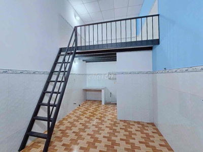 phòng mới giá rẻ phú hữu quận 9