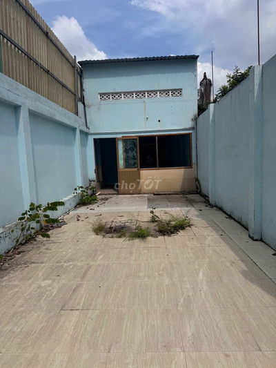 Cho thuê nhà mặt tiền giá rẻ