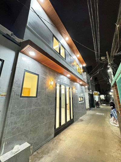 Nhà lô góc hẽm 160 nguyễn va7n quỳ, nhà mới