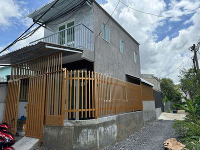 BÁN NHÀ CĂN GÓC HỂM 1651 LÊ VĂN LƯƠNG