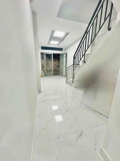 Cần bán nhà hẻm xe hơi