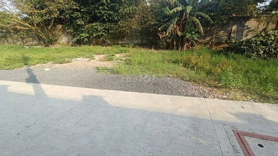 Đất thổ cư DT 10x12.5 1/Nguyễn Văn Bứa, gần trường Nguyễn Hồng Đào HM