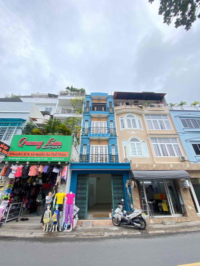 🏦 Nhà Mặt Tiền Kinh Doanh Phát Tài Phát Lộc