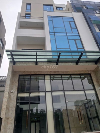 Chi 160tr/tháng cho thuê nguyên tòa nhà 7 tầng ngay trung tâm quận 2