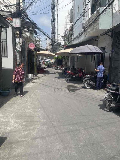 Nhà HXH Nguyễn Thị Tần, DT: 107. Ngan 4,2m. Nhà 4 Tầng, 4PN