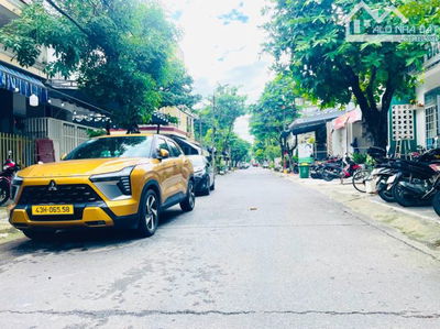 Bán nhà mặt tiền Phạm Văn Bạch Phường Hòa Cường Nam, Hải Châu, Đà Nẵng