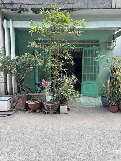 Nhà 366/ Gò Dầu 4x13= 52 m2 C4 hẻm 4m 5tỷ 800 triệu