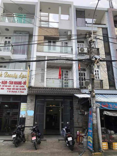 Nhà MTKD đường 29 khu Tên Lửa 4x20m 3 lầu 4 PN 5 máy lạnh giá 20 triệu