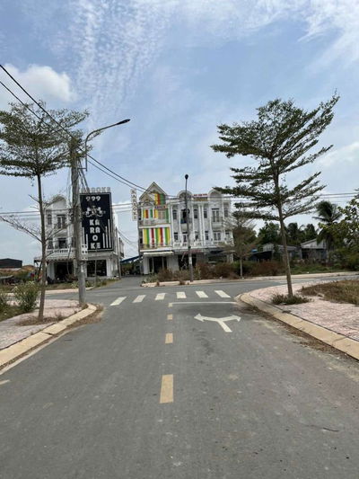 Bán gấp đất nền 64m2 giá cực chất tại DT826, phòng công chứng long hoà