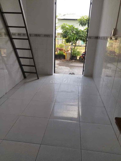 phòng trọ mặt đường lớn giá rẻ