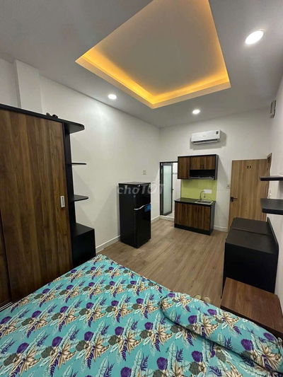 Phòng 270/ Phần Đình Phùng P2 Phú Nhuận 30m2 FNT. Giá 5,5 triệu/ tháng