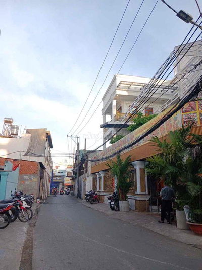 Đất Mới - Bình Trị Đông - Lê Văn Quới - 2 tầng - Hẻm 5m - 5 tỷ