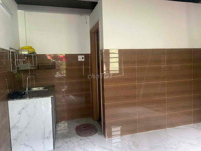 cho thuê phòng trọ gác lửng gần chung cư Phước Lý, đường Trần Đình Na