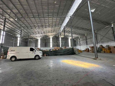 Cho thuê kho bãi khu sân Tân Sơn Nhất phù hợp nhiều ngành nghề