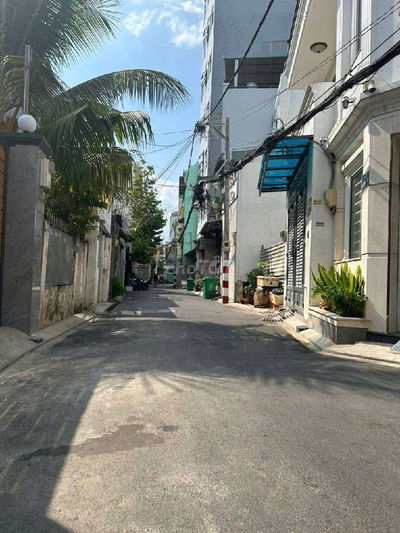 VỊ TRÍ KINH DOANH PHÚ NHUẬN CHỈ 15 TRIỆU - 4 TẦNG MỚI ĐẸP DỌN VÀO LUÔN