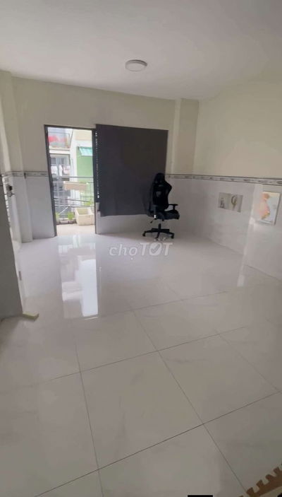 PHÒNG BAN CÔNG, YÊN TĨNH TẠI 308 HUỲNH TẤN PHÁT