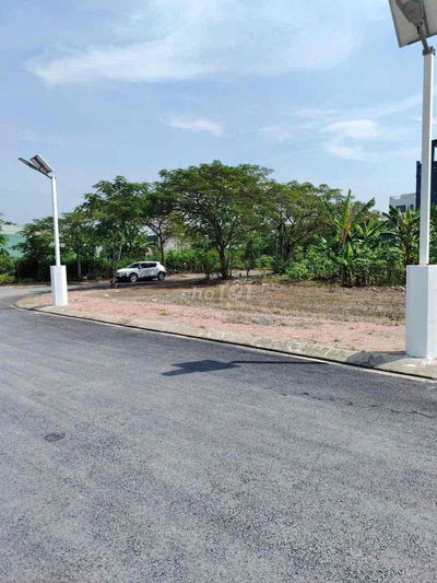 Đất mặt tiền đường Long Hậu - Cần Đước