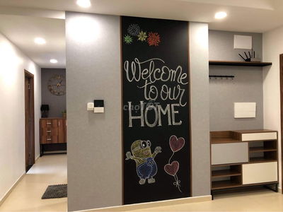 Căn Hộ Đẹp Như Mới – View Cực Thoáng –Full Nội Thất -Sổ Sẵn Hỗ Trợ Vay