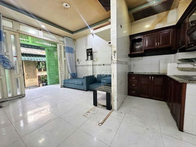 Nhà 4 tầng, hẻm 4m, 36m2, ngay Lê Thúc Hoạch, nhỉnh 3tỷ