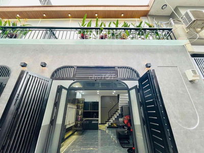 CỰC SỐC – XẢ LỖ GIẢM 650 TRIỆU, DT 9,4x7,7m chia 2 căn riêng