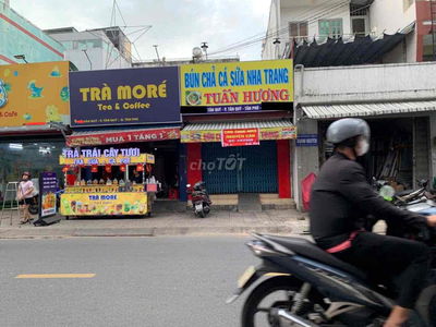 CHO THUÊ NHÀ NC MẶT TIỀN TÂN QUÝ Q.TP gần chợ tân hương vị trí đẹp