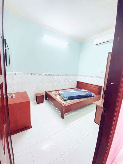 Căn hộ dịch vụ máy lạnh full nội thất ở Gò Vấp