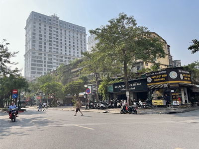 Cho thuê nhà tập thể Giảng Võ, gần trường Giảng Võ