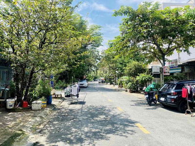 Bán nhà đường số phước bình quận 9