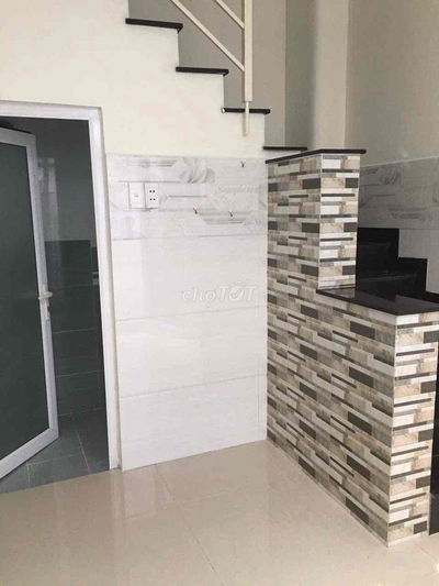 Cho thuê nhà nguyên căn Đường Tô Hiến Thành Quận 10