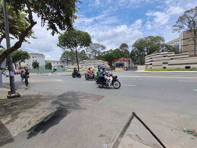 Bán nhà Gò Vấp 5 tầng đẹp Nguyễn Văn Công, hẻm ô tô, 125m²,12.5 tỷ TL