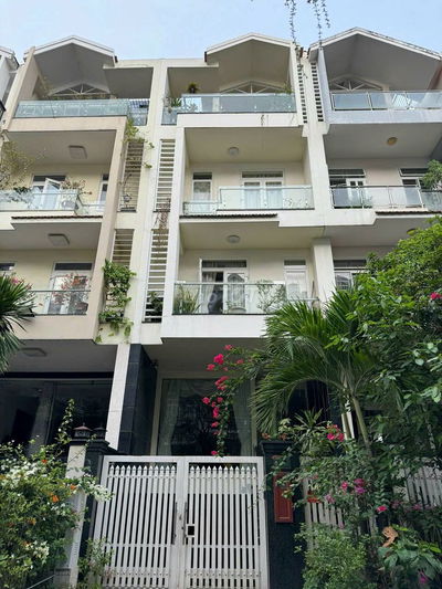 Bán 4.917 Nhà Đất Giá Tốt Quận 7 Tháng 11/2025