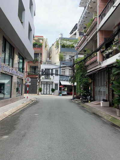 BÁN NHÀ HXH - NỞ HẬU 5.9M - PHẠM PHÚ THỨ, P.11, TÂN BÌNH - 5.5X15M