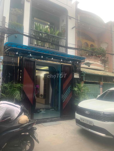 bán nhà đường số 12,giá 5 tỷ 590,***,3pn ,3wc