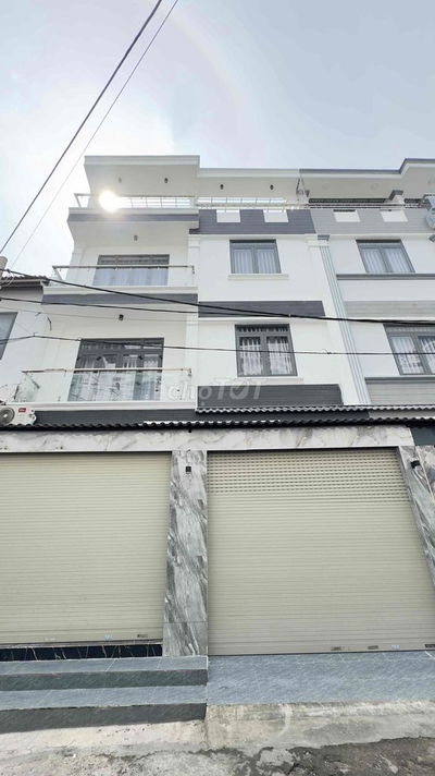 ✅️ Bán Nhà 4 Tầng ST _ DT 8m x 11m _ MT Hẻm 7m 🚘 Đường Chính Thông