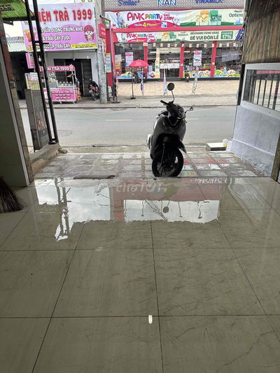 nhà mặt tiền Phan Văn hớn