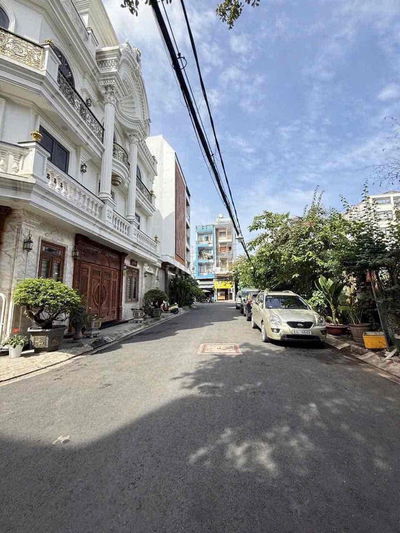 Bán nhà đẹp hẻm xe hơi Nguyễn Hữu Tiến, Tây Thạnh, Tân Phú