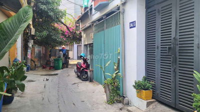 Nhà SHCC DT 41 m2 địa chỉ 386/11 Quang Trung P.10 cách mặt tiền 15m